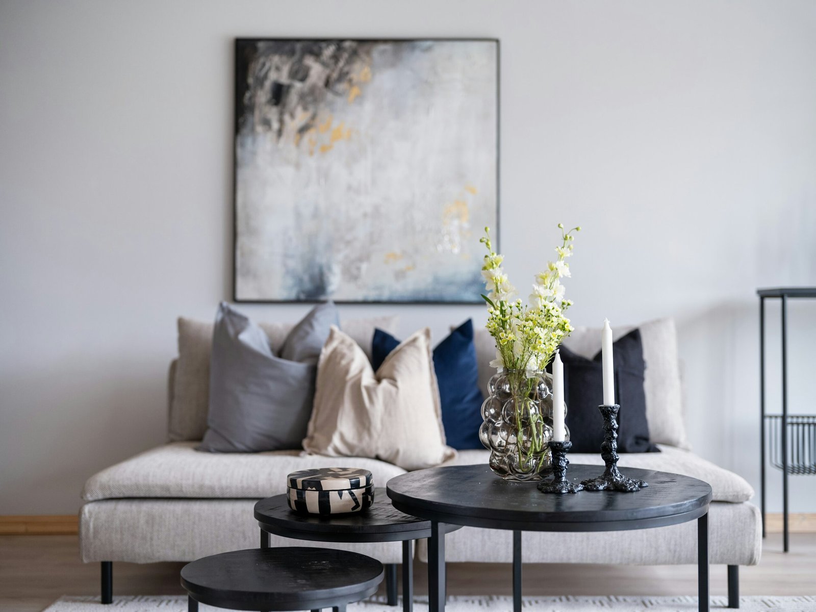 17 Coffee Table Decor Ideas to Copy