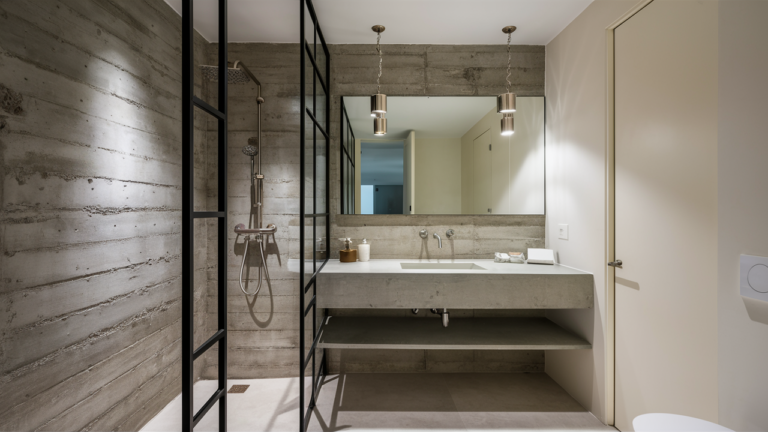 12 Simple Bathroom Accent Wall Ideas to Make a Statement